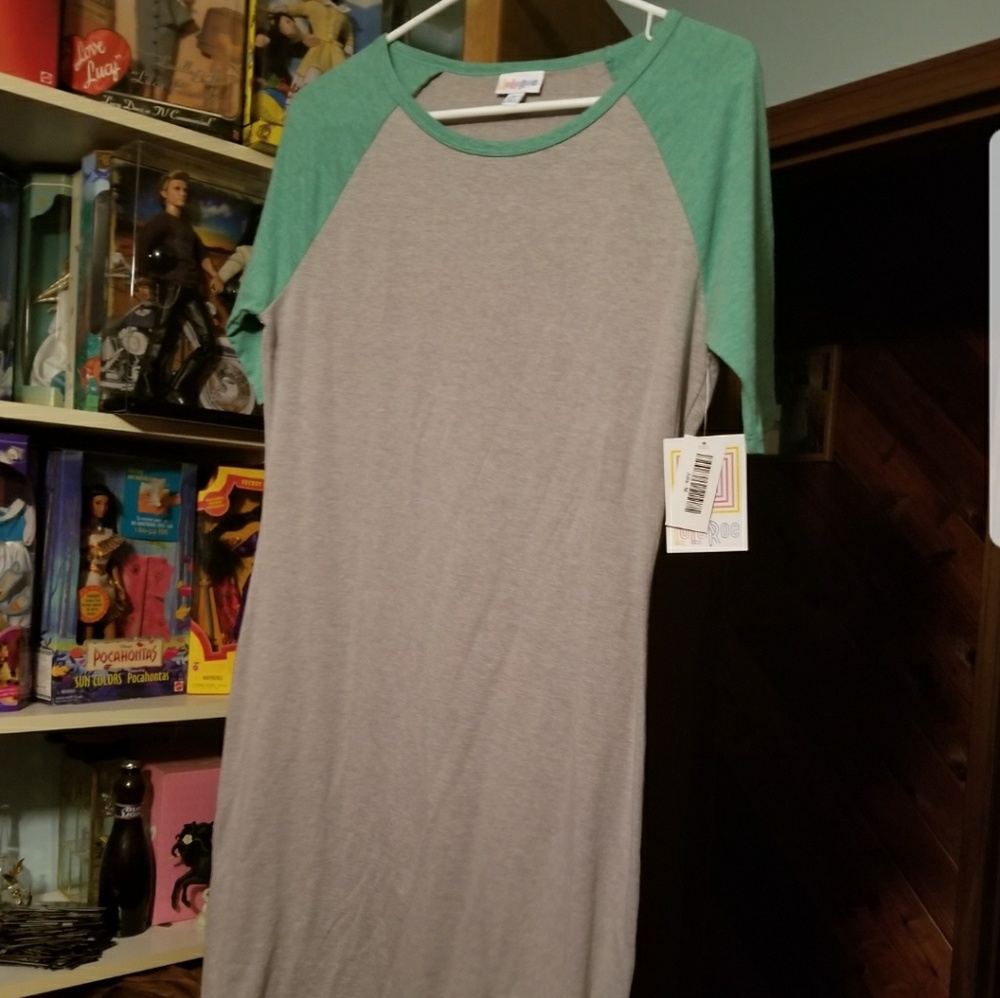 M Julia Lularoe